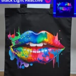 T3P - Fluorescent Lips Bag